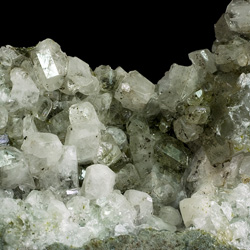 Minerales de la provincia de Alicante. Datolita