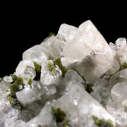 Minerales de la provincia de Alicante. Datolita