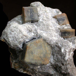 Minerales de la provincia de Alicante. Magnesita