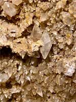 Grupo Mineralógico de Alicante. Explotación de de áridos de Holcin. El Cabezonet. Busot. Alicante

