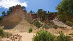 Grupo Mineralógico de Alicante.los Ocres de Roussillon. Rustrel, Región de Provenza. Francia  
