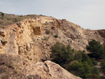 Grupo Mineralógico de Alicante. Antigua explotación de áridos. Serreta Negra. Moralet. Alicante  