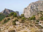 Grupo Mineralógico de Alicante. Explotación de Ofitas en la Sierra de Olta. Calpe. Alicante   