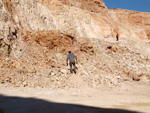 Grupo Mineralógico de Alicante.Gravera del Barraquero, Hoya Redonda, Enguera. Comarca Canal de Navarrés, València 