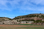 Grupo Mineralógico de Alicante. Afloramiento de Aragonito. Casas de Ves. Albacete. Alicante 