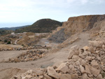 Grupo Mineralógico de Alicante. Cantera de Áridos Holcin. Busot. Alicante 