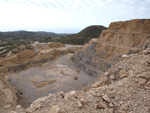 Grupo Mineralógico de Alicante.Cantera de Áridos Holcin. Busot. Alicante