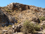 Grupo Mineralógico de Alicante.  Exolotaciones de áridos y yeso. Cabezo del Polavar. Villena. Alicante 