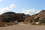 Grupo Mineralógico de Alicante. Explotación deáridos de Holcin. Busot. Alicante