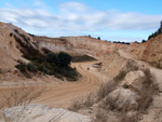 Grupo Mineralógico de Alicante. Gravera del Barraquero, Hoya Redonda, Enguera, Comarca Canal de Navarrés, Valencia 