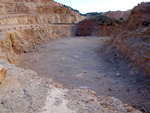 Grupo Mineralógico de Alicante. Gravera del Barraquero, Hoya Redonda, Enguera, Comarca Canal de Navarrés, Valencia 