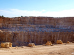 Grupo Mineralógico de Alicante. Gravera del Barraquero, Hoya Redonda, Enguera, Comarca Canal de Navarrés, Valencia 