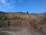 Grupo Mineralógico de Alicante. Gravera del Barraquero, Hoya Redonda, Enguera, Comarca Canal de Navarrés, Valencia 