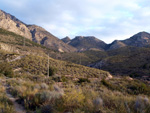 Grupo Mineralógico de Alicante. Cantera de Áridos de Holcin, Busot. Alicante