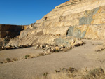 Grupo Mineralógico de Alicante.  Cantera de Áridos de Holcin. Busot. Alicante 