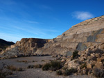 Grupo Mineralógico de Alicante.  Cantera de Áridos de Holcin. Busot. Alicante 