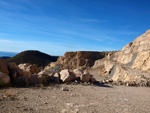 Grupo Mineralógico de Alicante.  Cantera de Áridos de Holcin. Busot. Alicante 