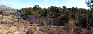 Afloramiento de marcasitas, Rambla en finca La Canyaeta Blanca, Agost, Alicante