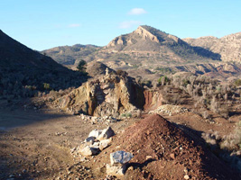 Cantera Alabastre. La Alcoraia. Alicante    