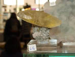 Grupo Mineralógico de Alicatnte. II Feria de Minerales de Elche. Stand de Tesoros Naturales