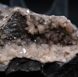 Minerales de la provincia de Alicante. Dolomita