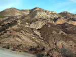 Grupo Mineralógico de Alicante. Cantera de Ofitas de los Serranos y sierra de Albatera  Alicante  