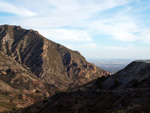 Grupo Mineralógico de Alicante. Cantera de Ofitas de los Serranos y sierra de Albatera  Alicante  