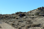 Grupo Mineralógico de Alicante. Explotaciones de Yeso El Cabezo. Cantera de los García . Villena. Alicante    