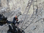 Grupo Mineralógico de Alicante.  Explotación de Ofitas Los Serranos. Hondón de los Frailes. Alicante  