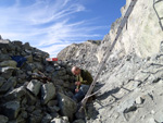 Grupo Mineralógico de Alicante.  Explotación de Ofitas Los Serranos. Hondón de los Frailes. Alicante 