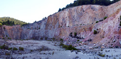 Grupo Mineralógico de Alicante. Cantera del Port. Biar. Alicante
