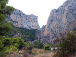 Grupo Mineralógico de Alicante. Explotacion de Ofitas. Sierra de Olta. Calpe.. Alicante