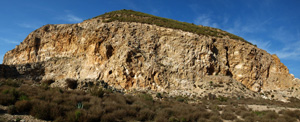 Grupo Mineralógico de Alicante. Explotación la Fuentecilla. Cabezo Polovar. Villena. Alicante