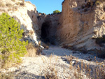 Afloramiento de marcasitas, Rambla en finca La Canyaeta Blanca, Agost, Alicante